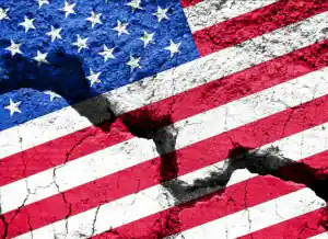 America spaccata.jpg