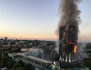 1200px Grenfell Tower fire wider view
